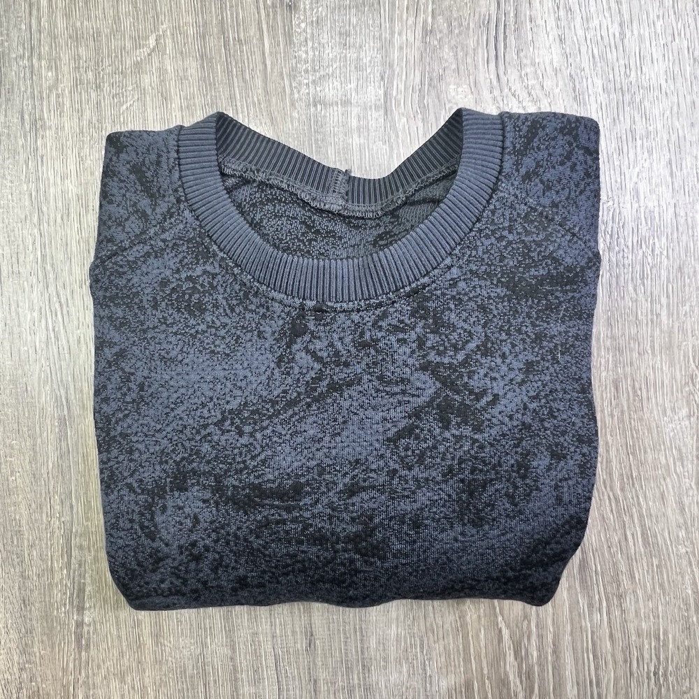Lululemon End State pullover Men's Size M Medium Graphite Grey